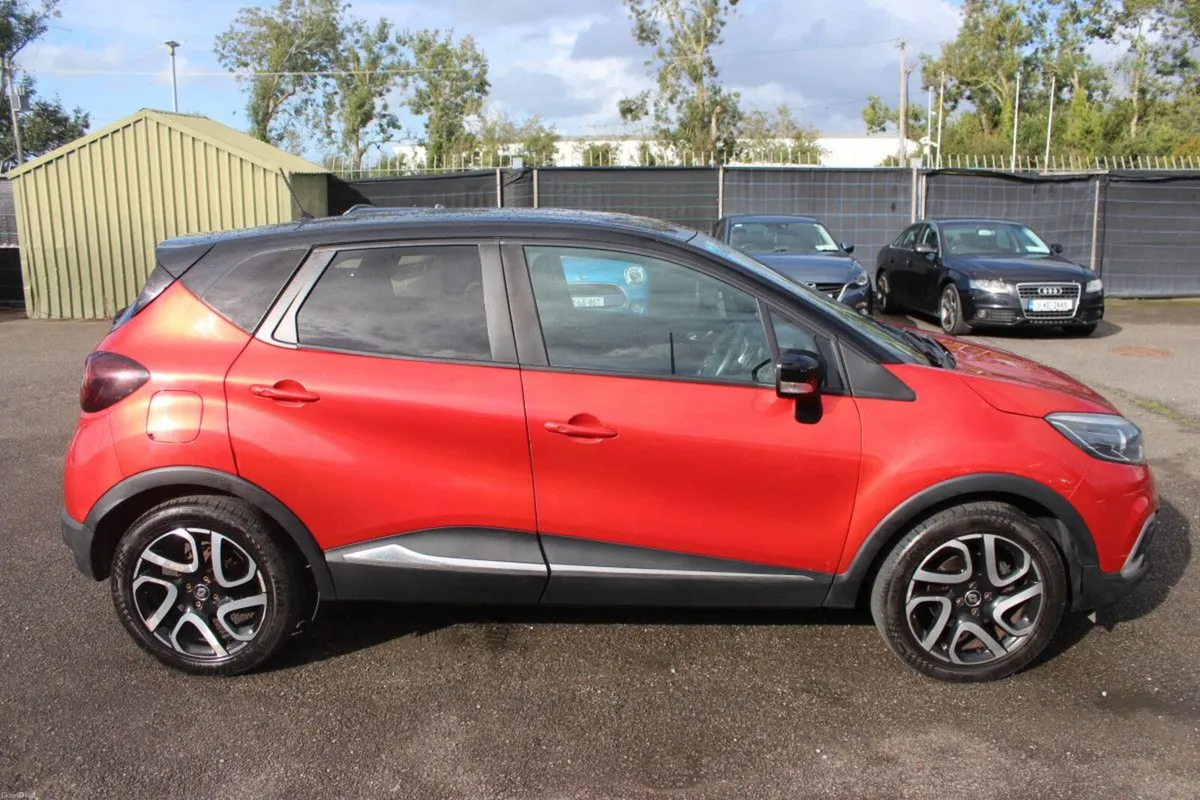 Renault Captur 1.5 dCi 90 ICONIC - TENDER 38 - Image 4