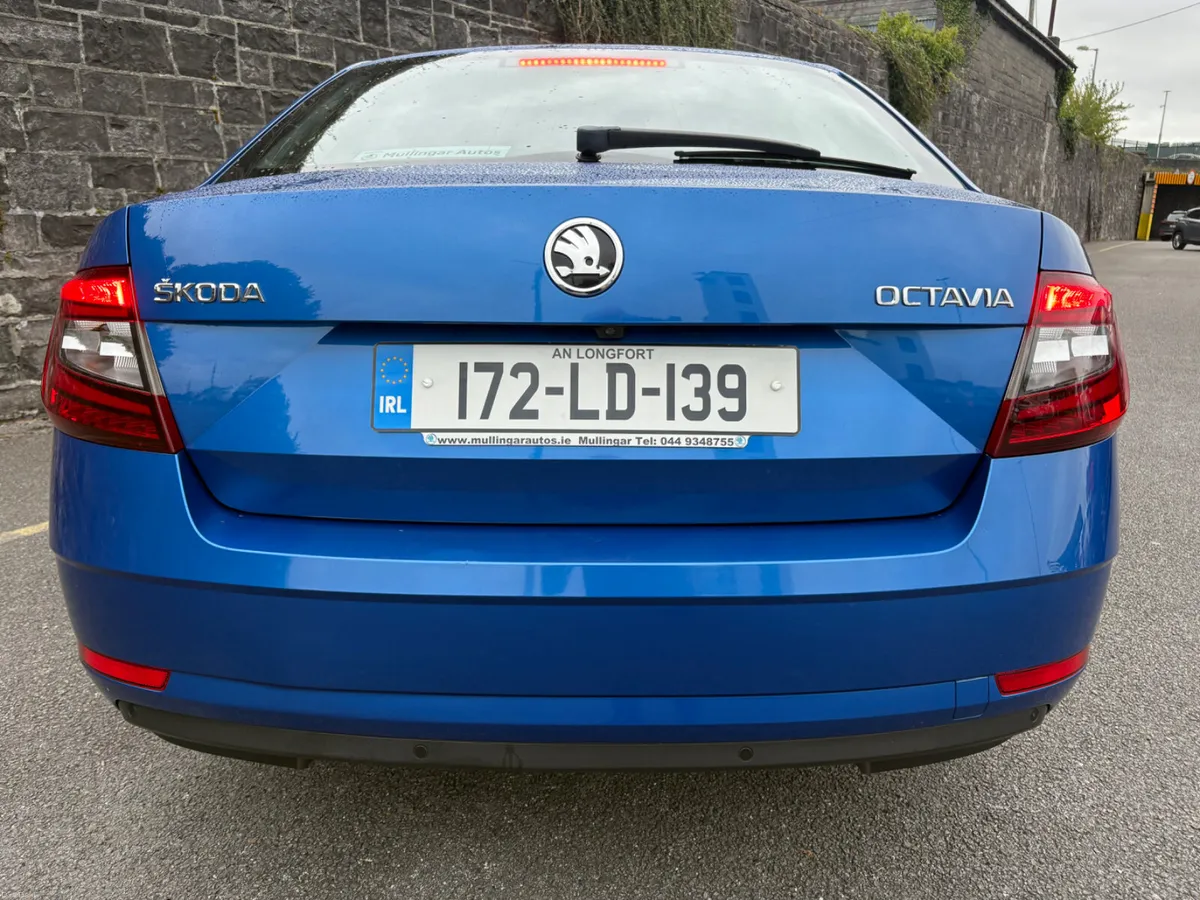 172 Skoda Octavia FSH! Beautiful condition! - Image 6