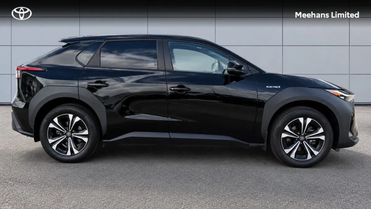 Toyota bZ4X SPORT FWD 11KW 4DR AUTO - Image 3