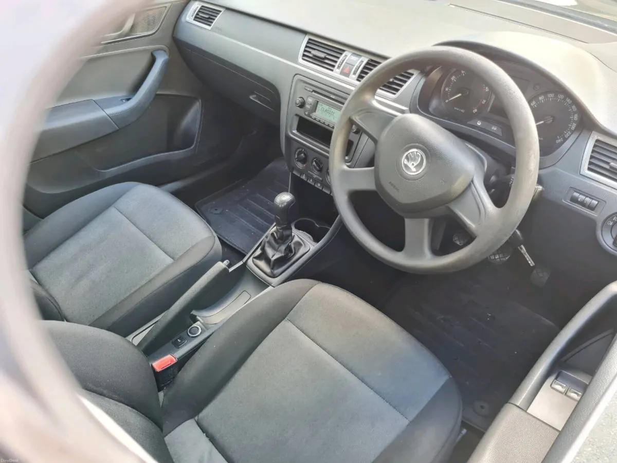 13 Skoda Rapid NCT 9-27 - Image 5