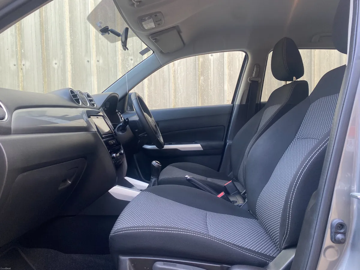 Suzuki Vitara 2016///PETROL//FINANCE AVAILABLE - Image 4