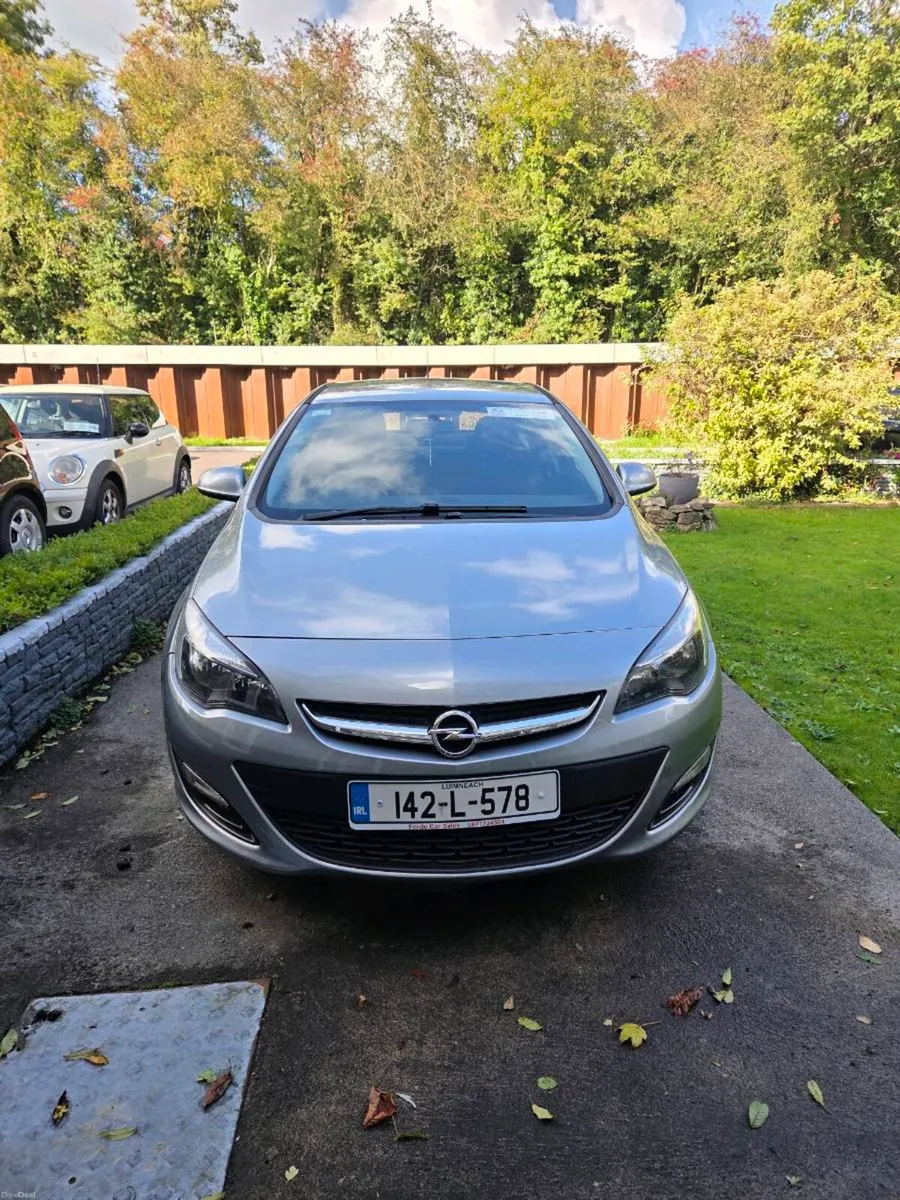 Opel Astra - Image 1