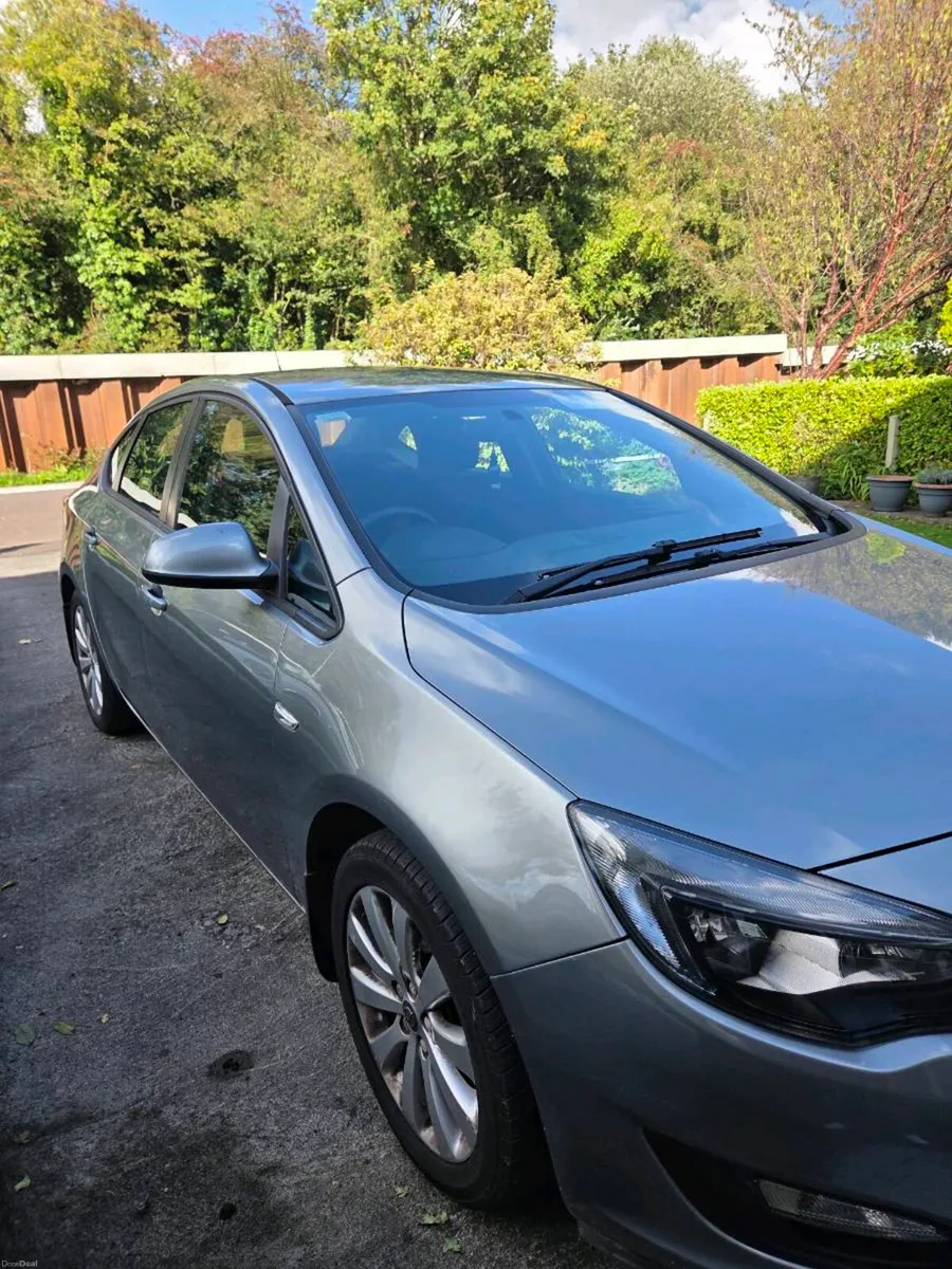 Opel Astra - Image 4