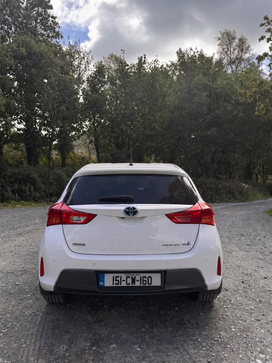 Toyota Auris 2015 - Image 6