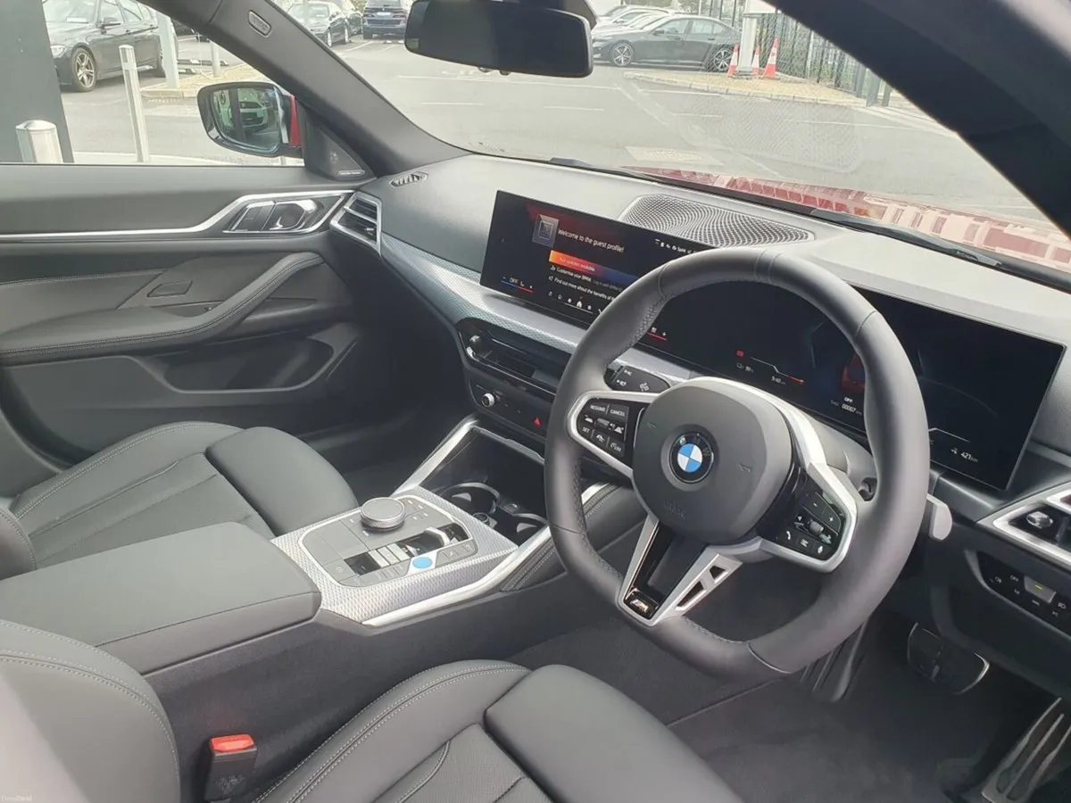BMW i4 eDrive35 M Sport - Image 6