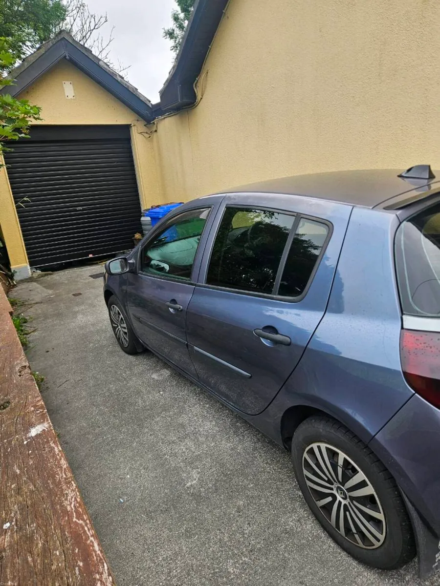Renault Clio 1.2 16V 2009 - Image 6