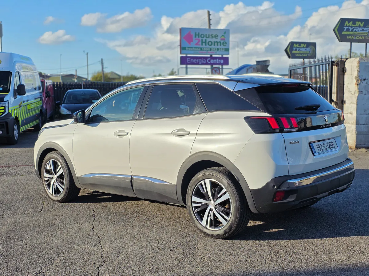 Peugeot 3008 1.2 Automatic 130bhp - Image 4