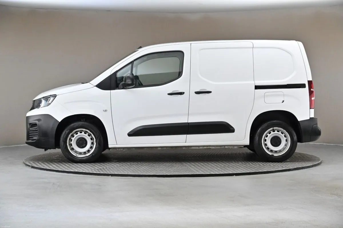 Peugeot Partner 1.5 BLUE HD ACCESS 6SPD 2SEATER*FU - Image 4