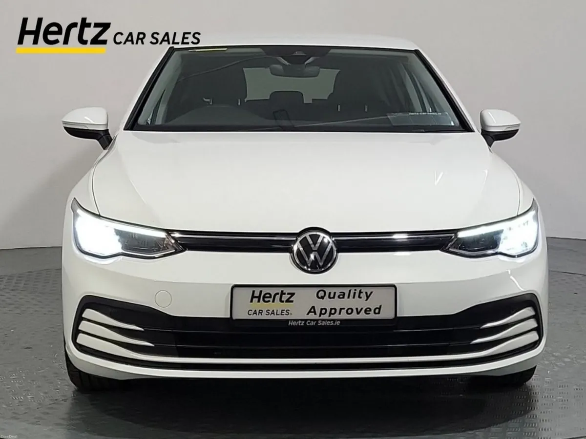 Volkswagen Golf LIFE 2.0TDI Diesel Manual - Image 5