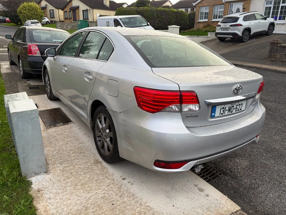 Toyota Avensis tax and test - Image 4