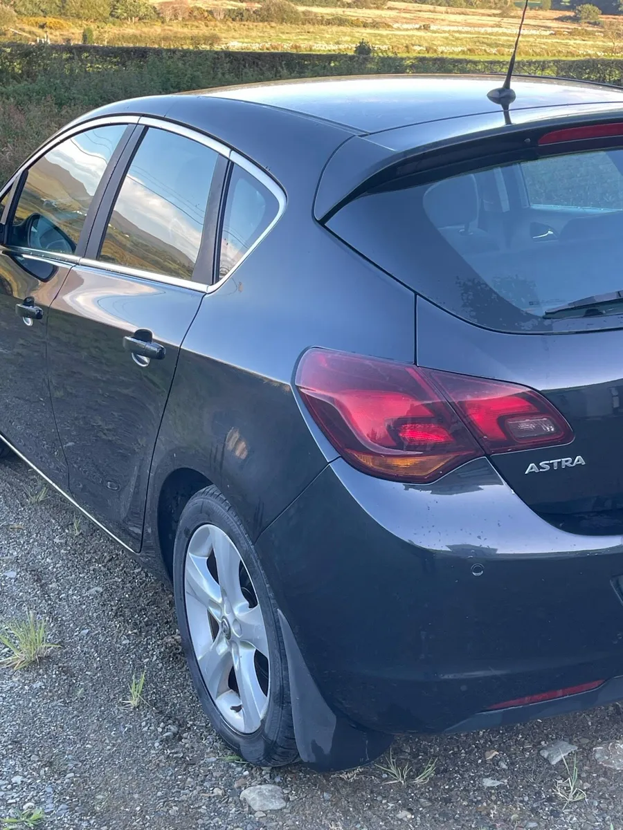 Vauxhall/ Opel Astra 1,4 2012 - Image 4
