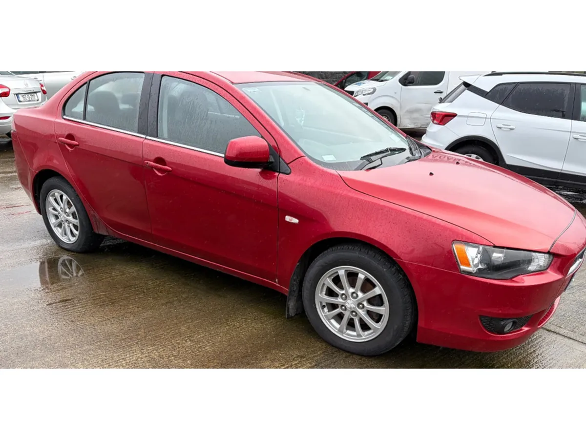 Mitsubishi Lancer 1.8 4DR DIESEL - Image 3