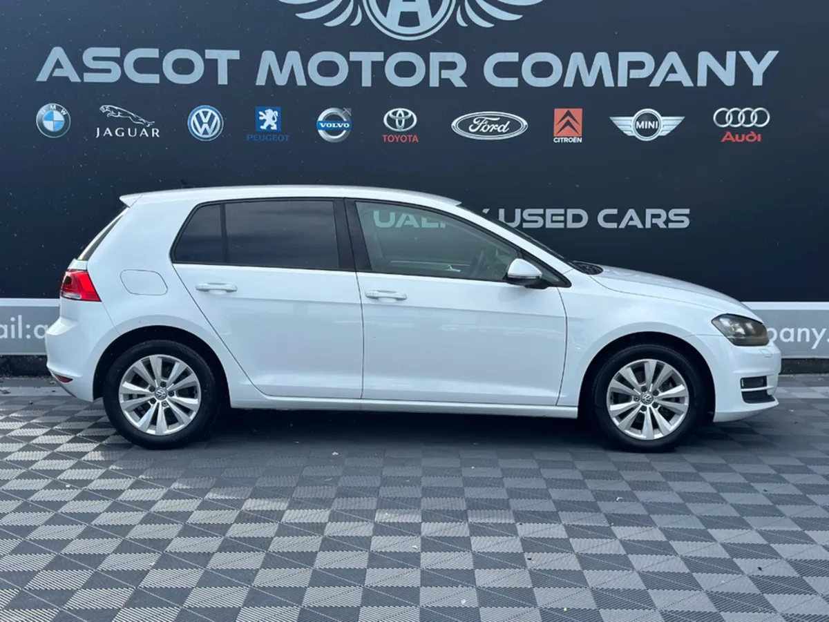 Volkswagen Golf 1.2 Petrol, Automatic - Image 5