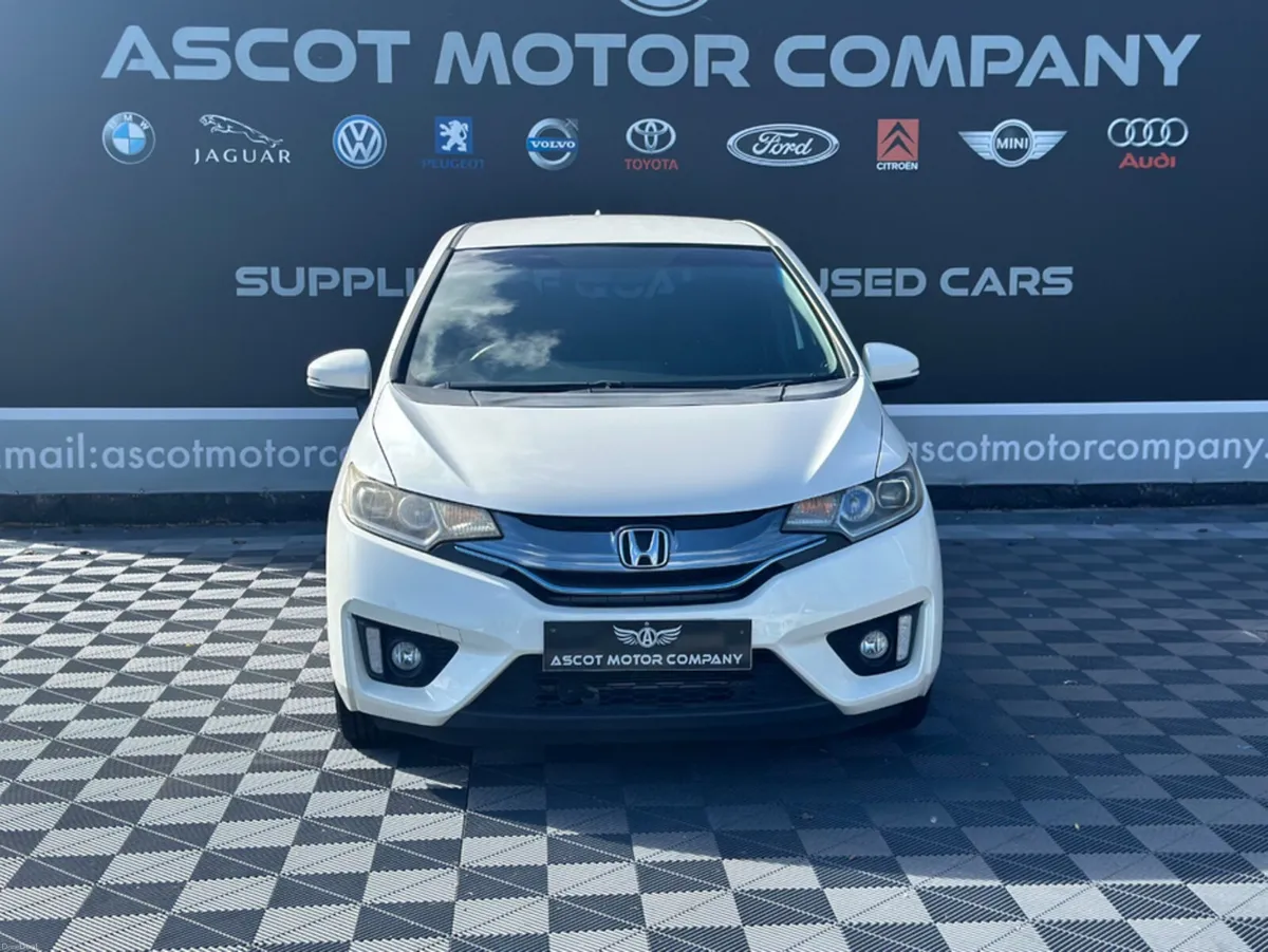 Honda Fit 1.5 Petrol Hybrid - Image 3