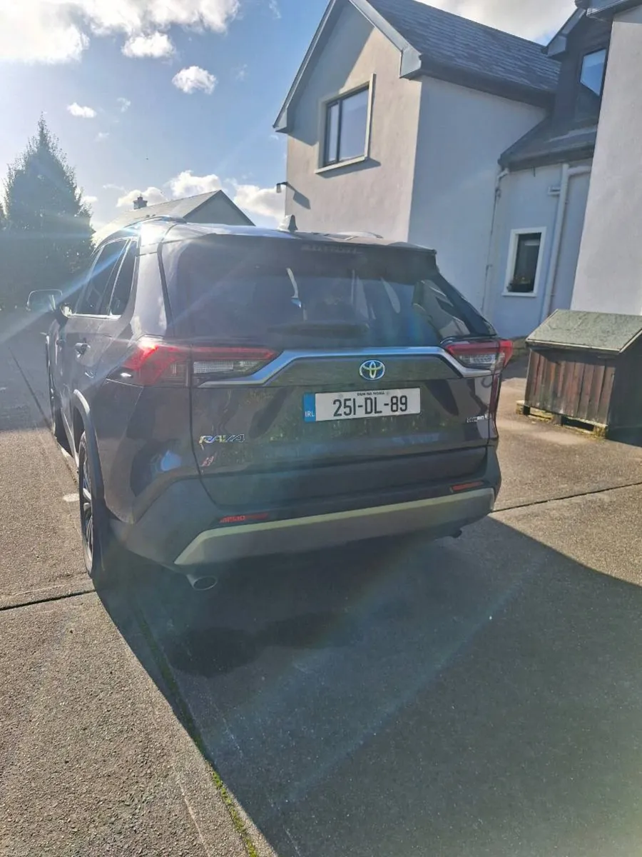 Toyota RAV4 - Image 5