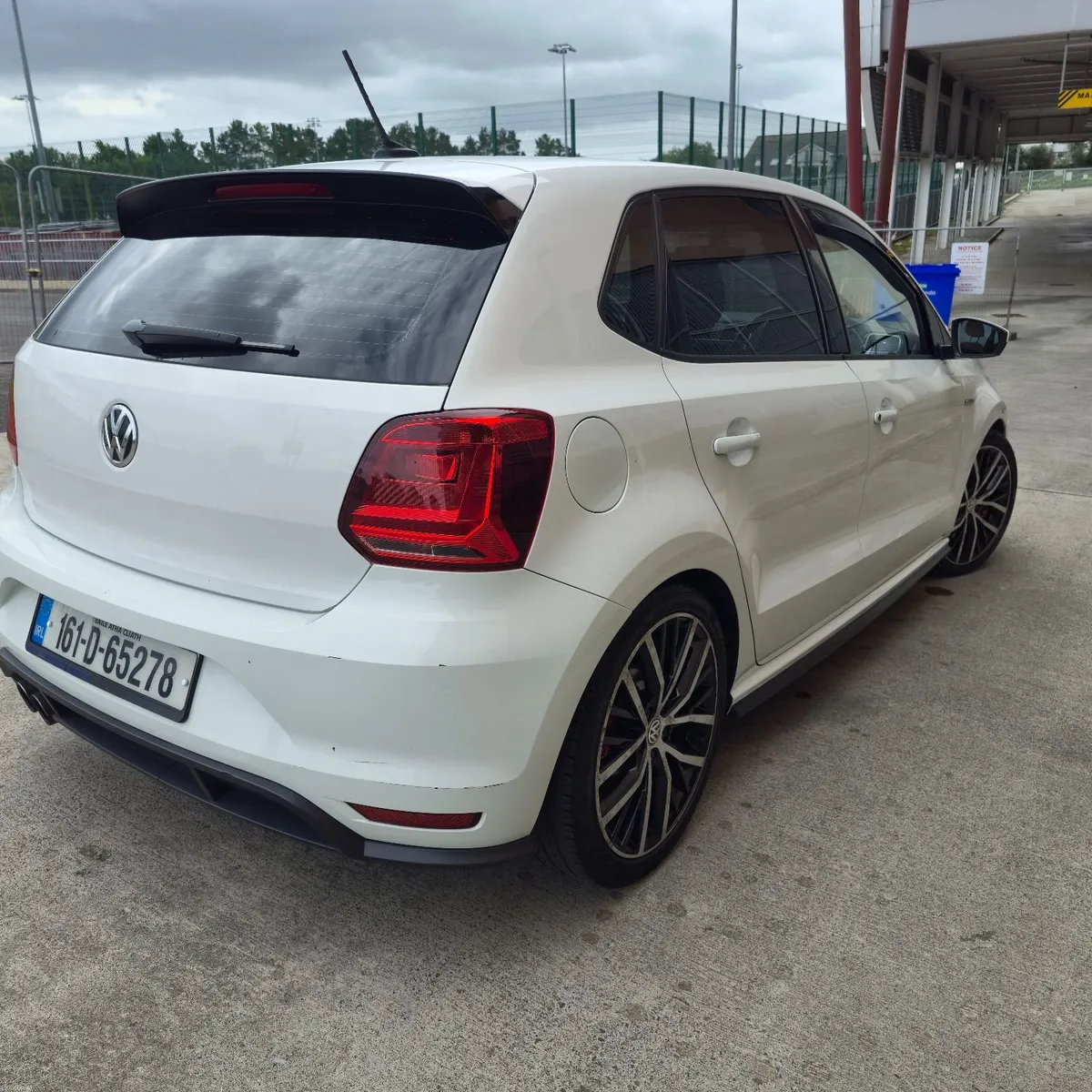 Vw Polo 2016 GTI AUTOMATIC LOW MILEAGE - Image 4