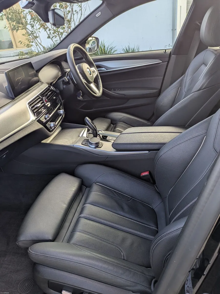 BMW 5-Series 520D M SPORT G30 2020 - Image 6