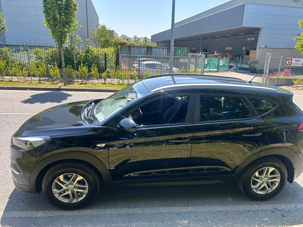 Hyundai Tucson 2016 Nct 11/2027 - Image 4