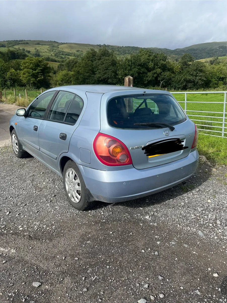 car - Image 1