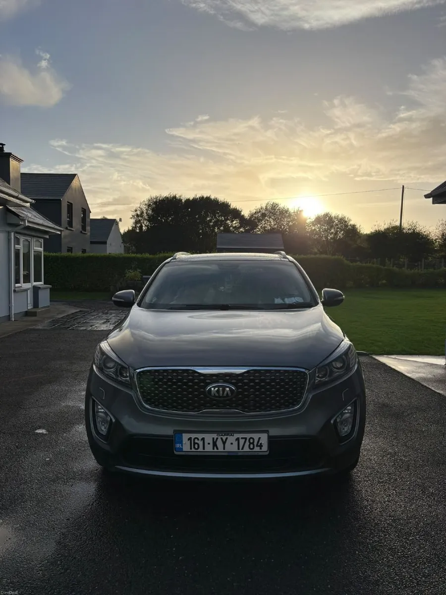Kia Sorento 2016 - Image 2
