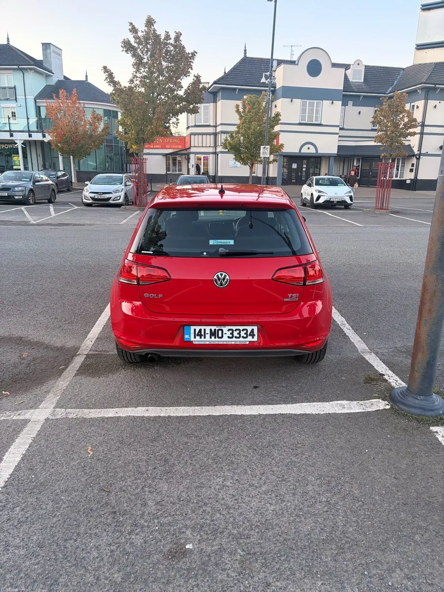 141 Volkswagen Golf - Image 4