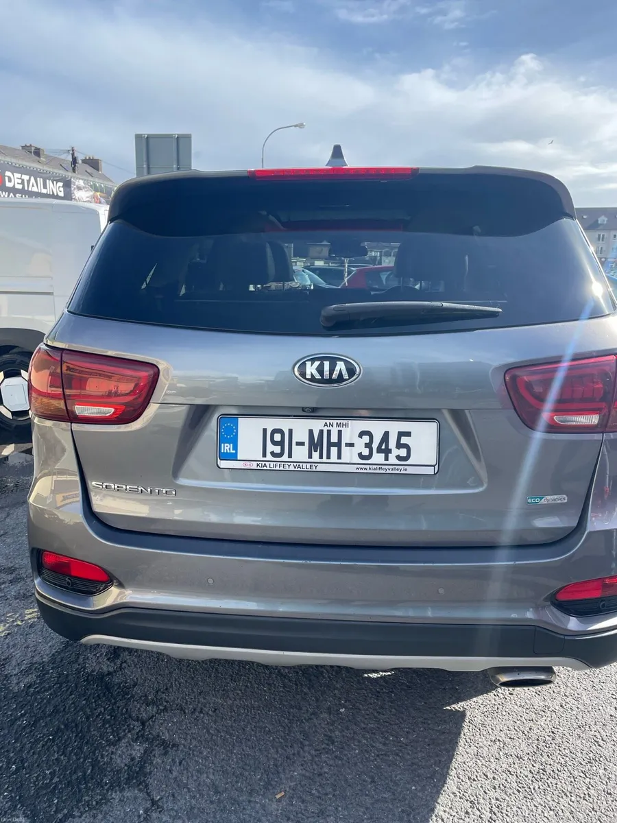 Kia Sorento - Image 2