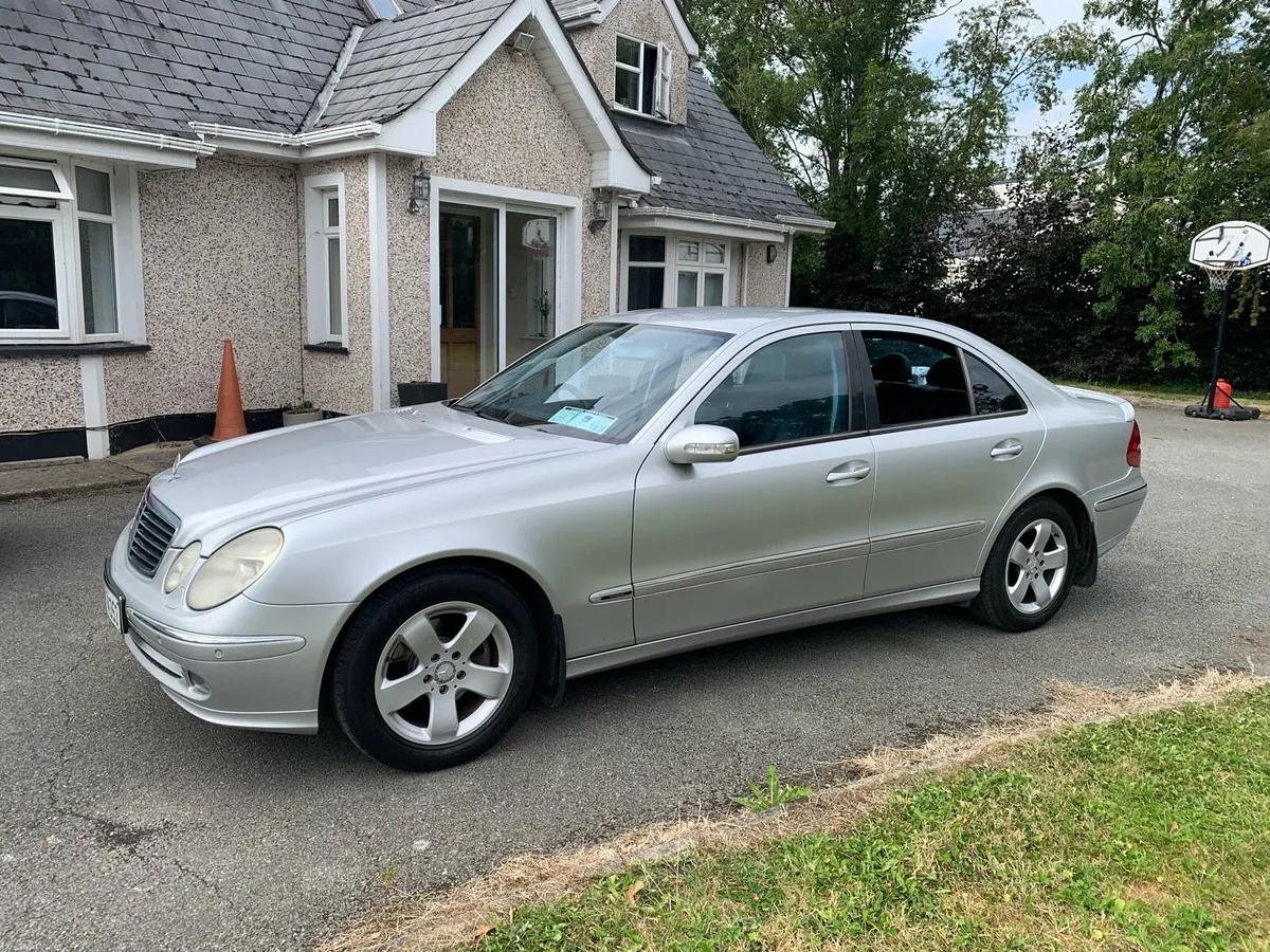 Mercedes E Class E220 - Image 5