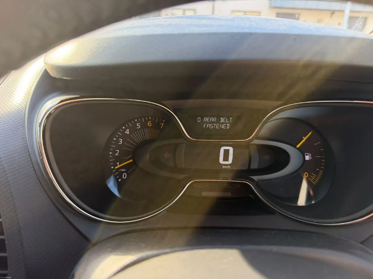 Renault Captur 2016 - Image 6