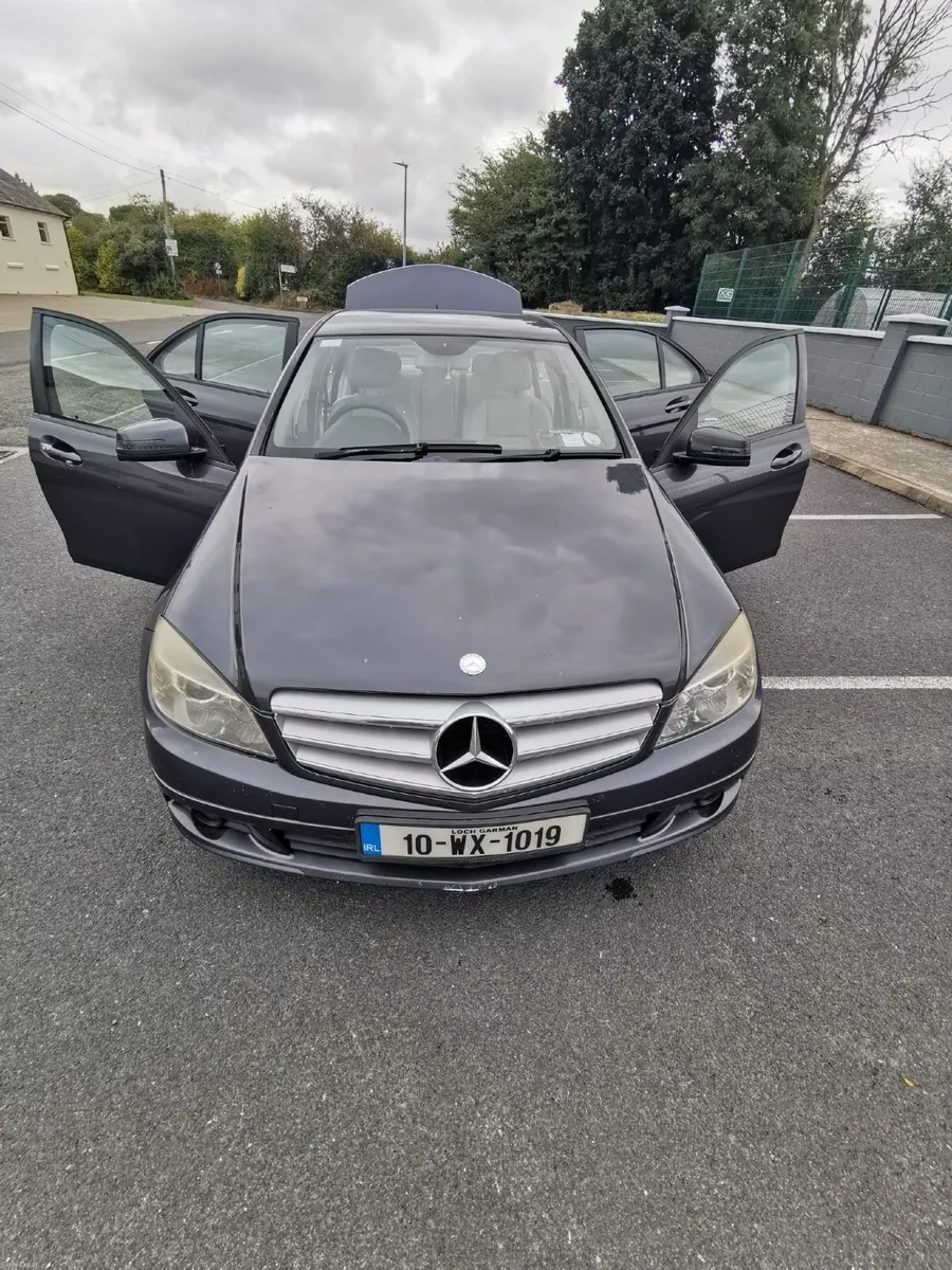 Mercedes-Benz C-Class 2010 - Image 1