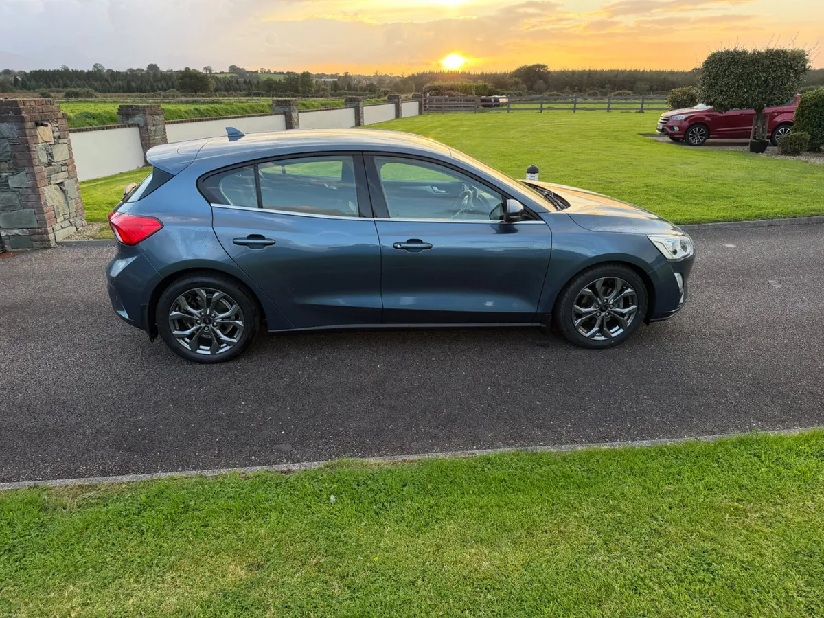 Ford Focus TITANIUM X - Image 5