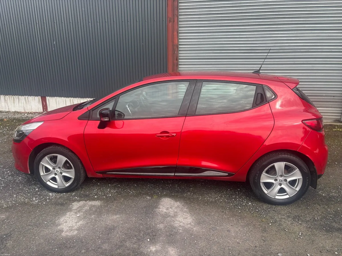 Renault Clio 2015 - Image 3