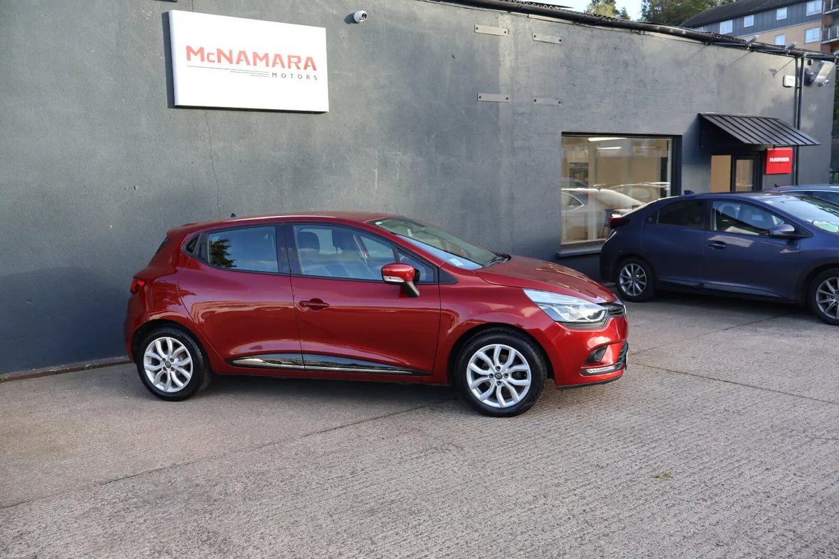 Renault Clio Dynaimque Nav New Brakes Tyres & NCT - Image 2