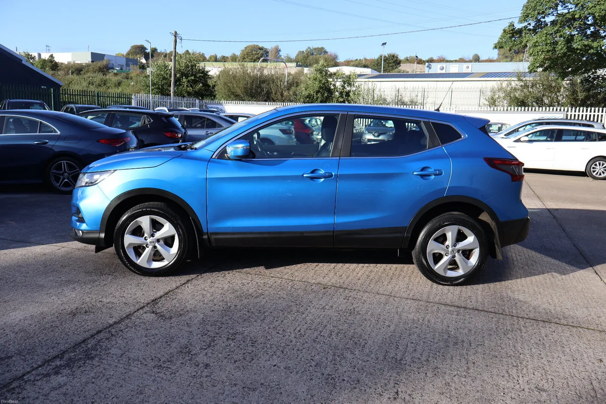 Nissan Qashqai Great Spec Low Kms New Timing Belt! - Image 6