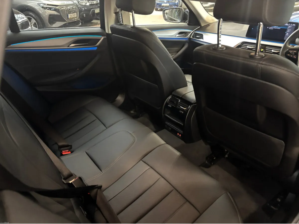 BMW 5-Series 530E XDRIVE HYBRID 5TSF 4DR AUTO only - Image 5