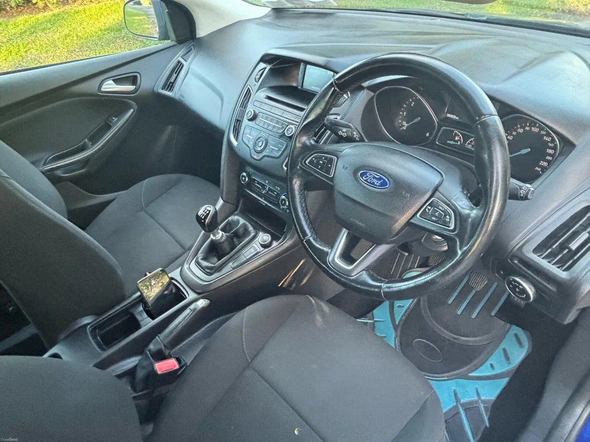 Ford Focus - Image 5