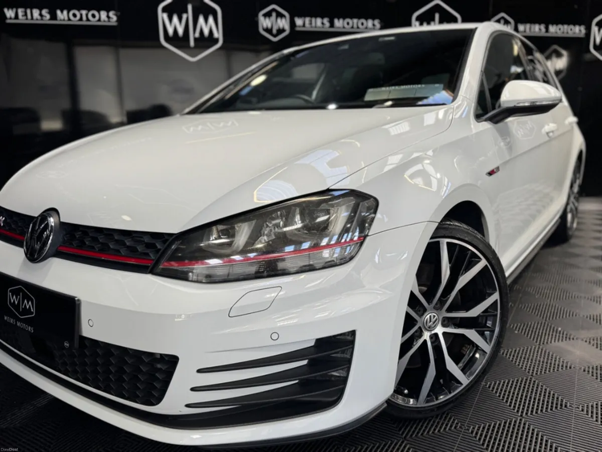 Volkswagen Golf GTI PERFORMACE DSG 230BHP - Image 3