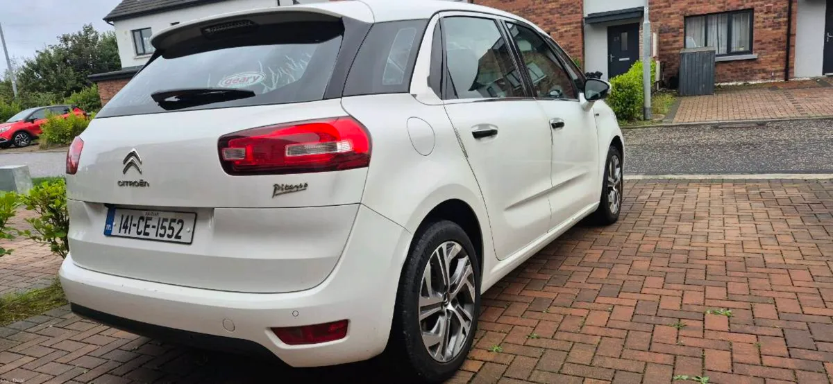 Citroën C4 Picasso 1.6 Diesel Automatic – 2014 - Image 5