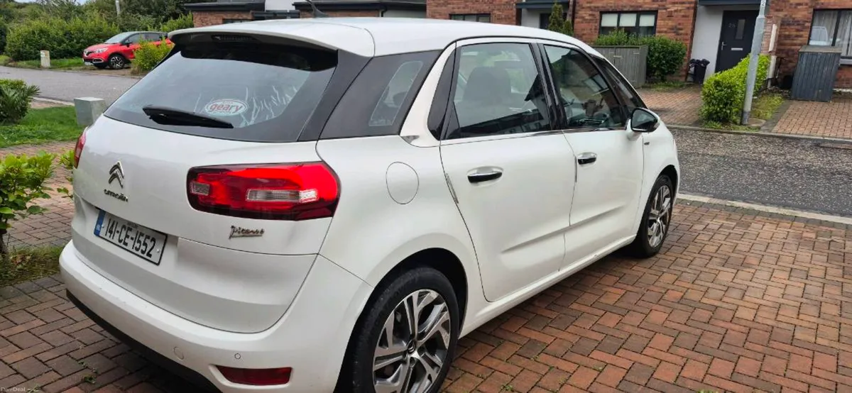 Citroën C4 Picasso 1.6 Diesel Automatic – 2014 - Image 6