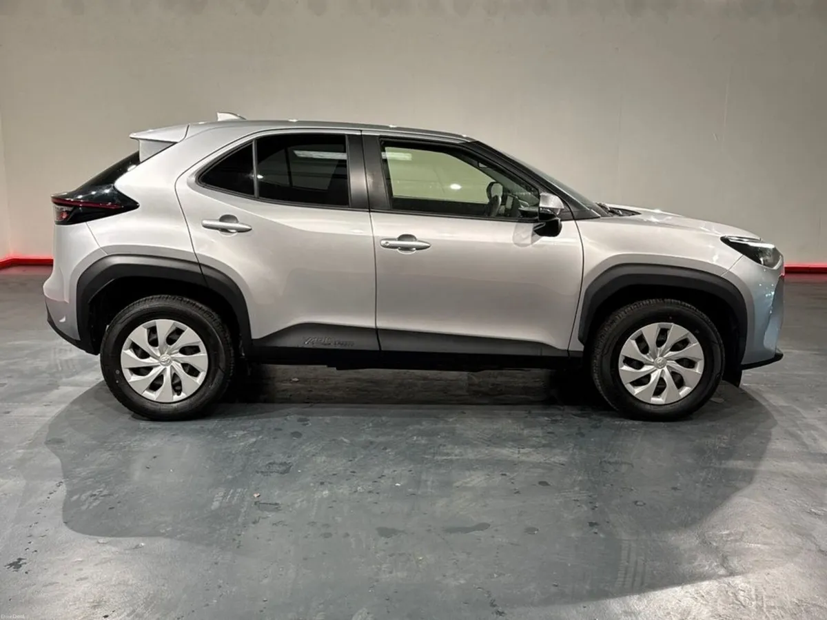 Toyota Yaris Cross HYBRID 1.5L AUTOMATIC - CRUISE - Image 2