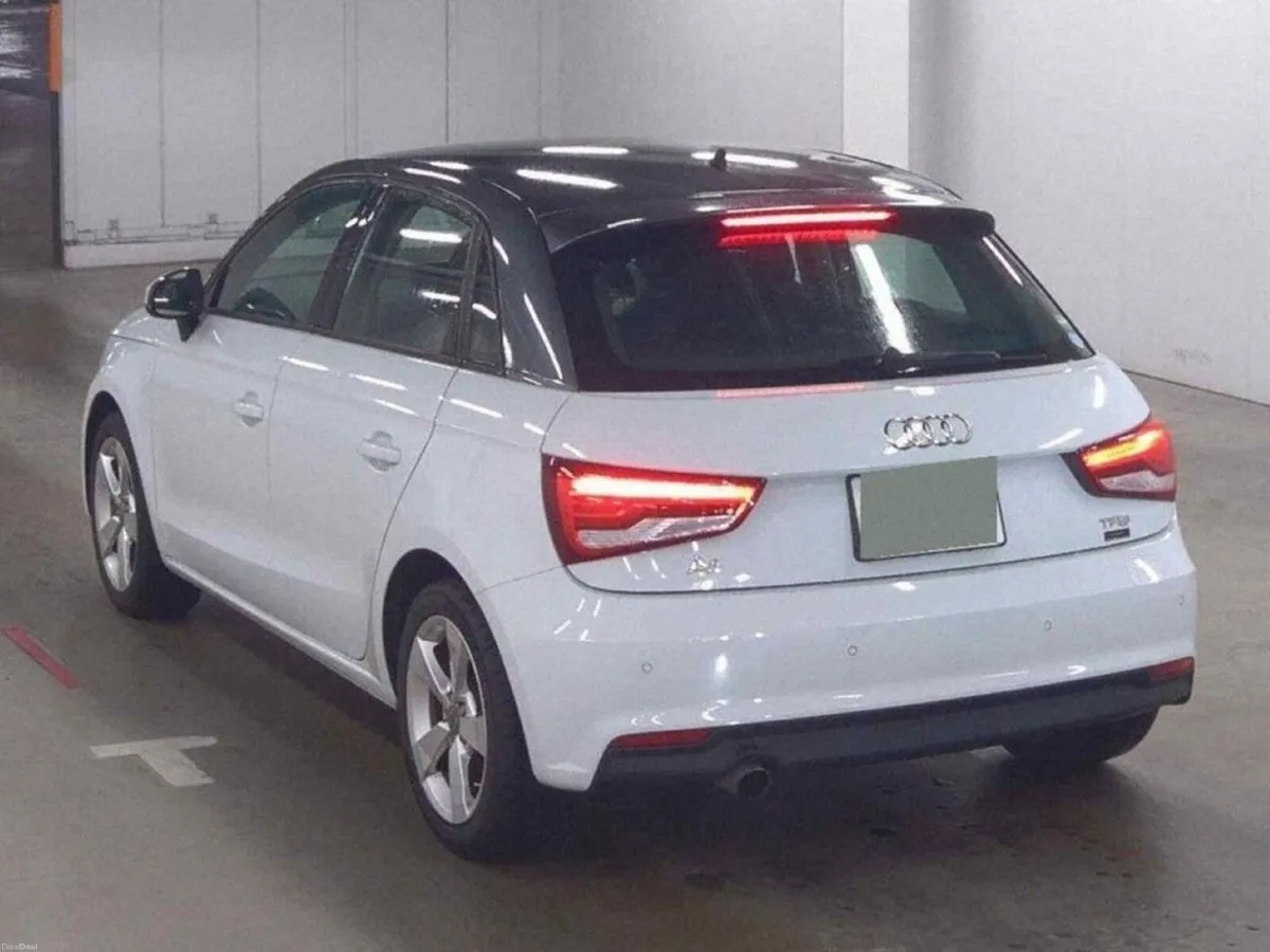 Audi A1 1.0 AUTOMATIC - WHITE/BLACK TWO TONE - PUS - Image 2