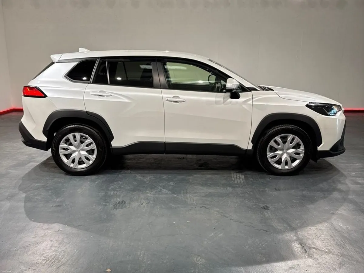 Toyota Corolla Cross HYBRID 1.8 AUTOMATIC SUV - CR - Image 2