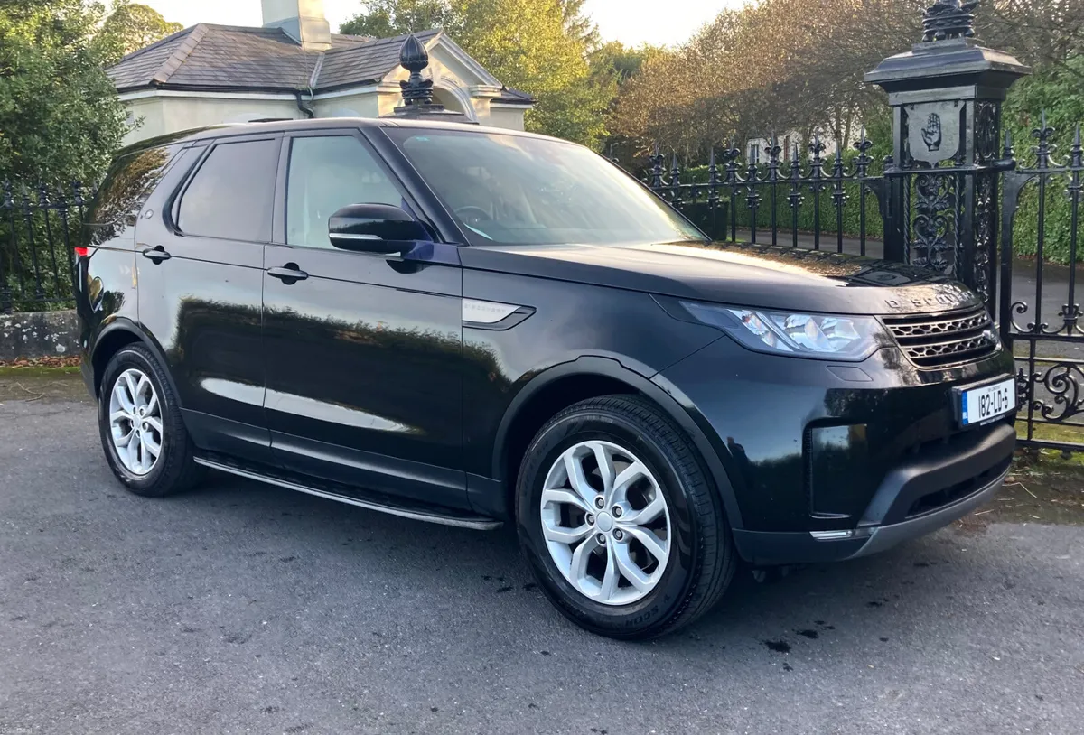 Land Rover Discovery 3.0 TDV6 7 Seater HSE SPEC - Image 3