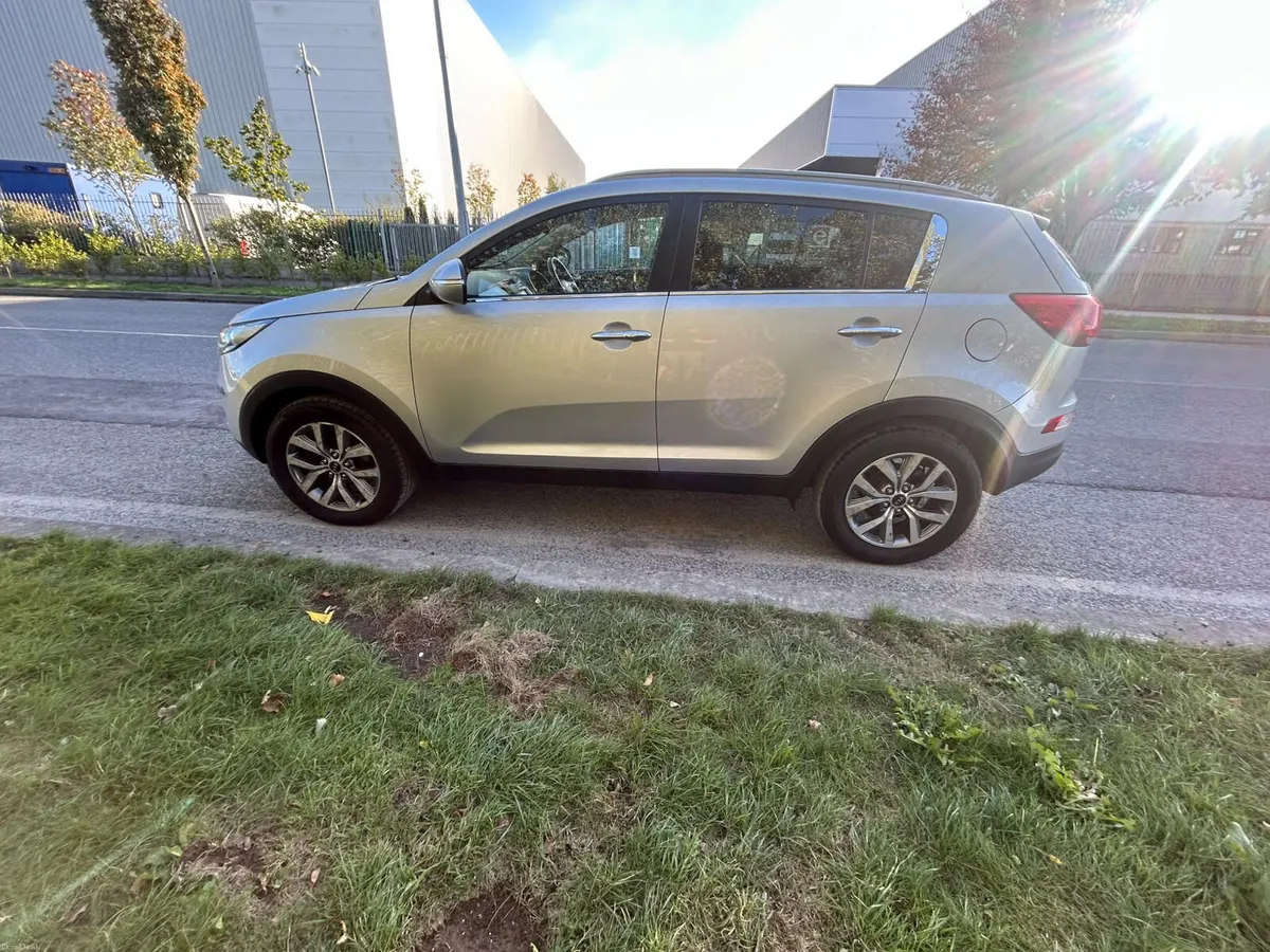 Kia Sportage 2015 HIGH SPEC - Image 6
