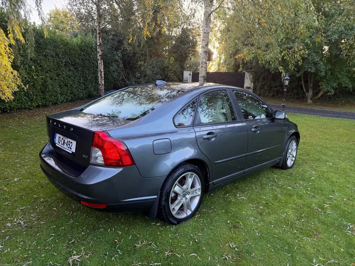 Volvo S40 1.6D SE 1 Owner Only 178 KLM’s - Image 4