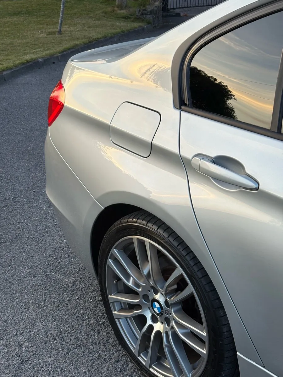 BMW 320D F30 - Image 4