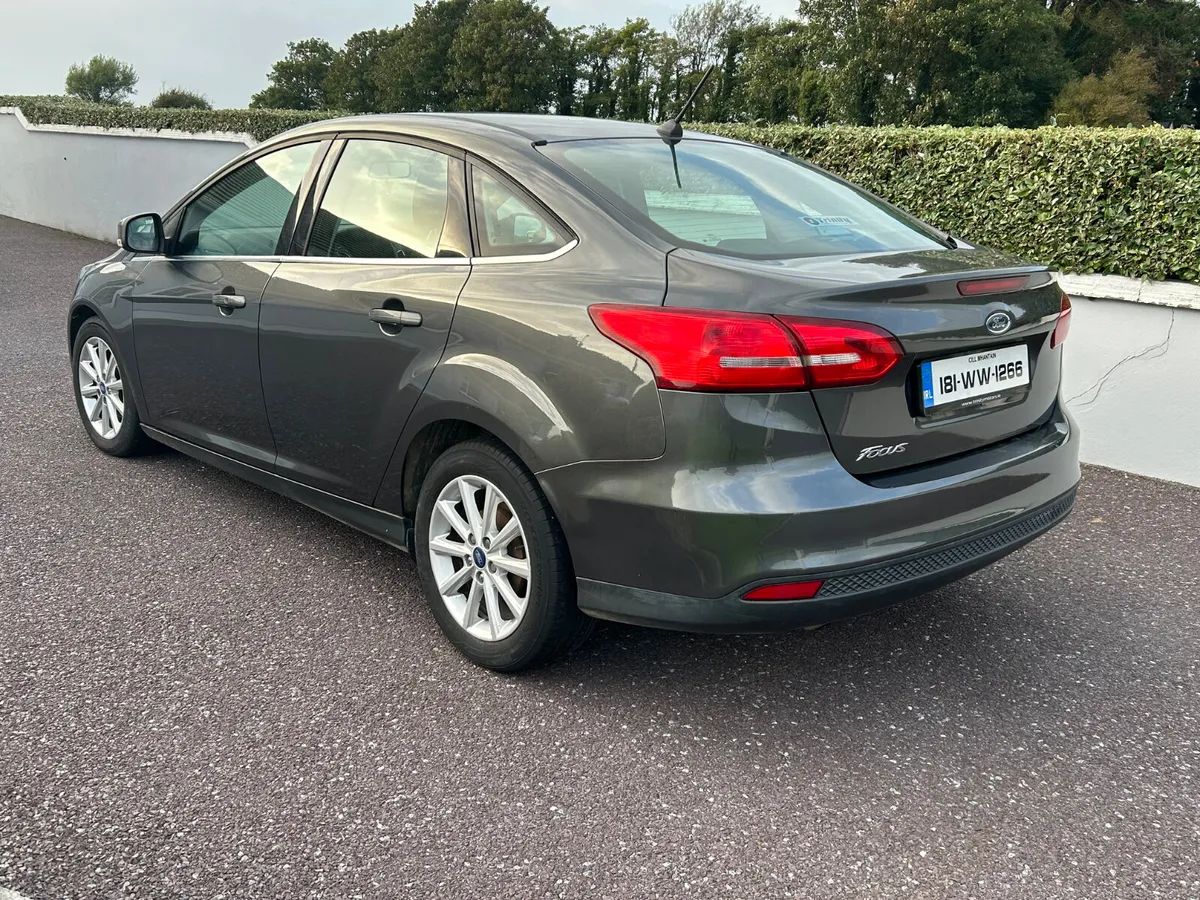 Ford Focus 2018 - Image 3