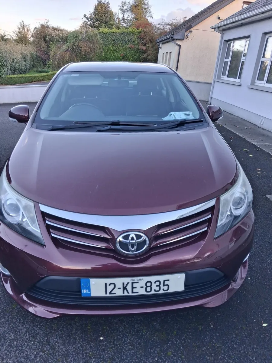 Toyota Avensis  Aura 2012 - Image 1