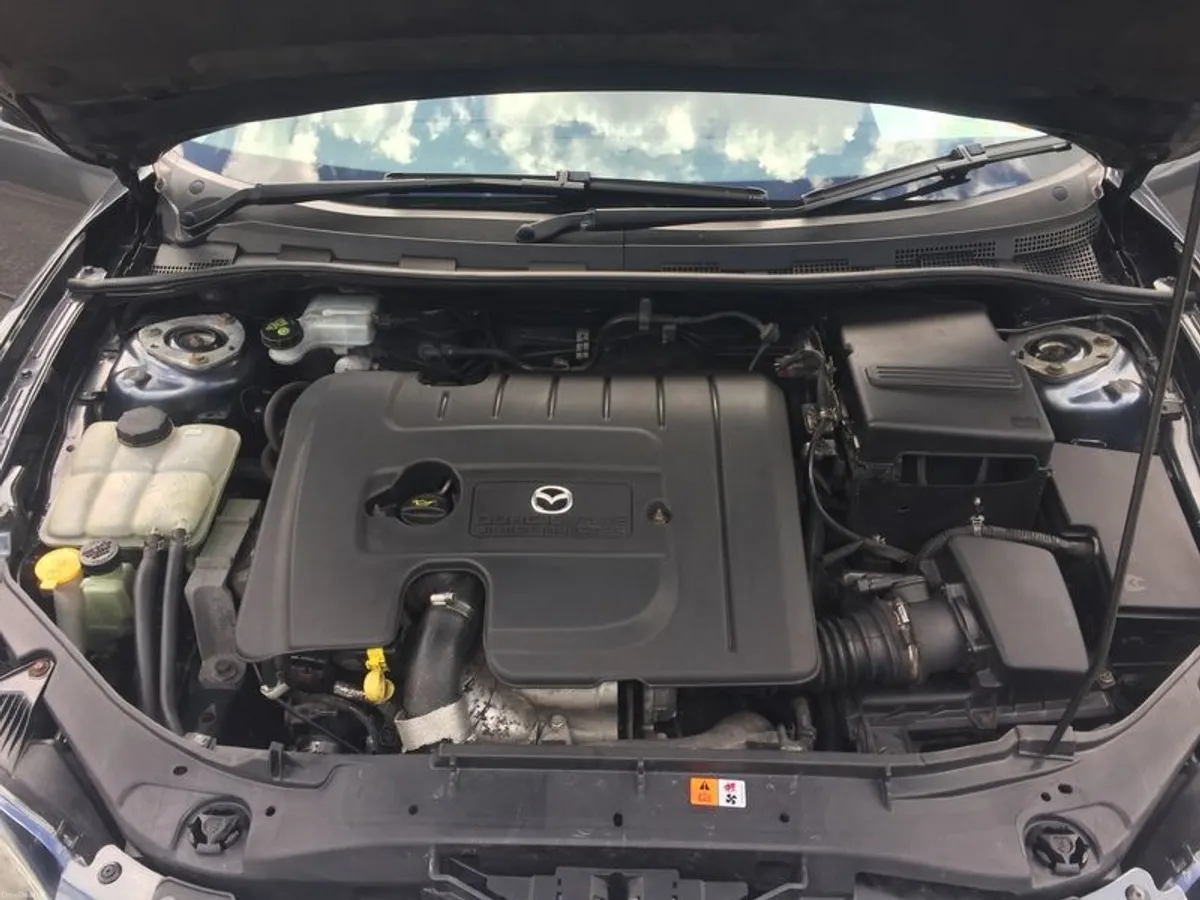 2009 Mazda 3 1.6L Diesel - Image 2
