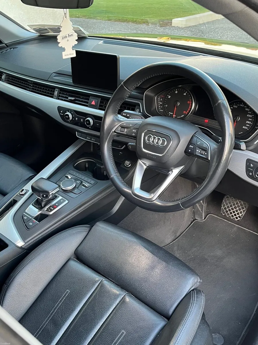 Audi A4 2019 - Image 5