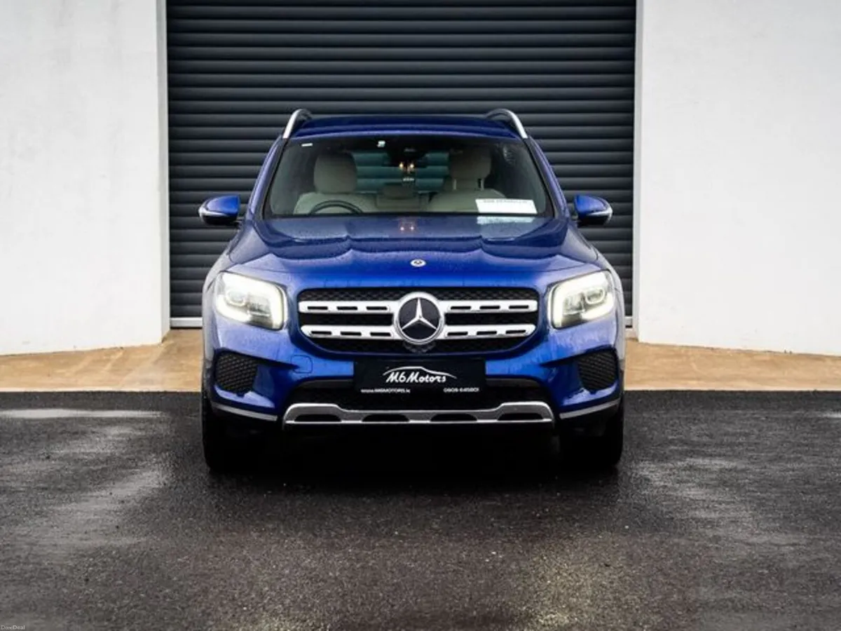 Mercedes-Benz GLB 180 d D 5DR Auto - Image 3